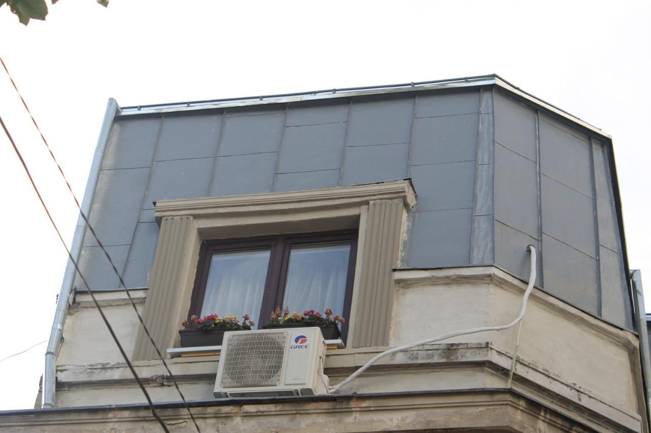 Studio Yellow - Piata Victoriei Bucareste Exterior foto